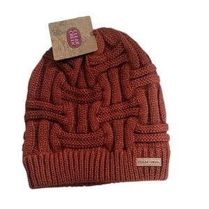Women's Warm Knit Beanie - Brick Red